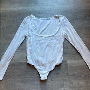 Merritt Charles Embroidered Eyelet Square Neck Long Sleeves White Bodysuit Sz S